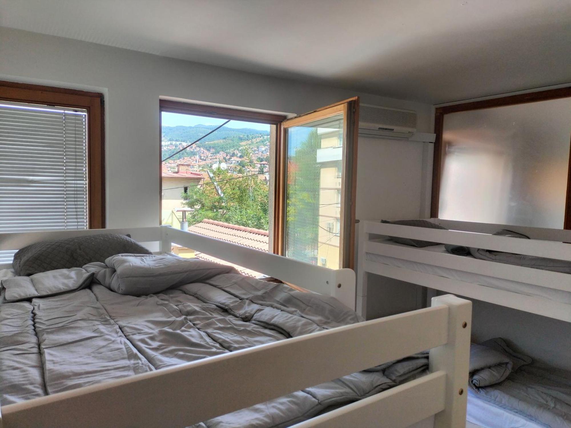 Exotic Nature Hostel Szarajevó Kültér fotó